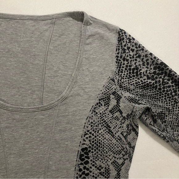 Lululemon Athletica • Snake Print Long Sleeve Top - Picture 3 of 11